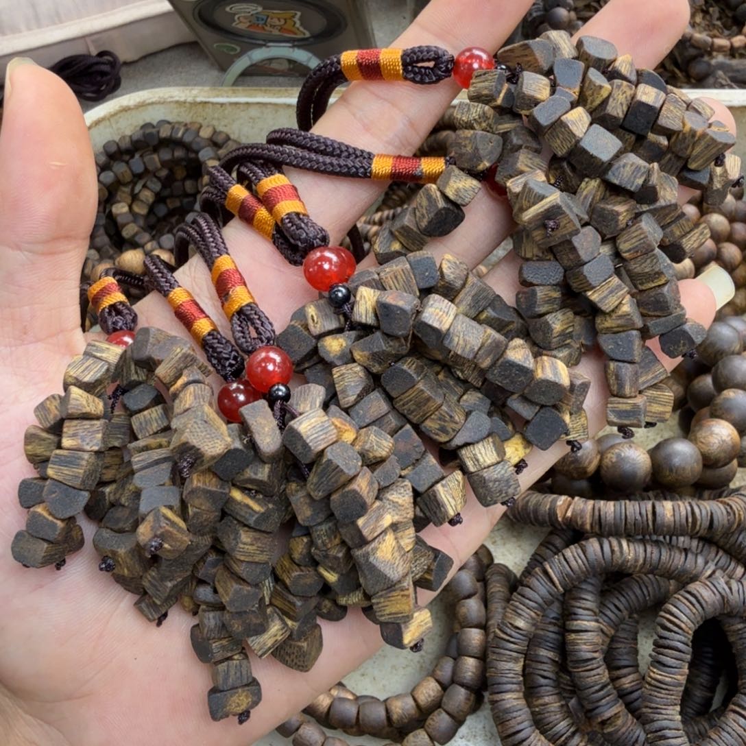 沉香碎屑沉香车挂块料多样性发一