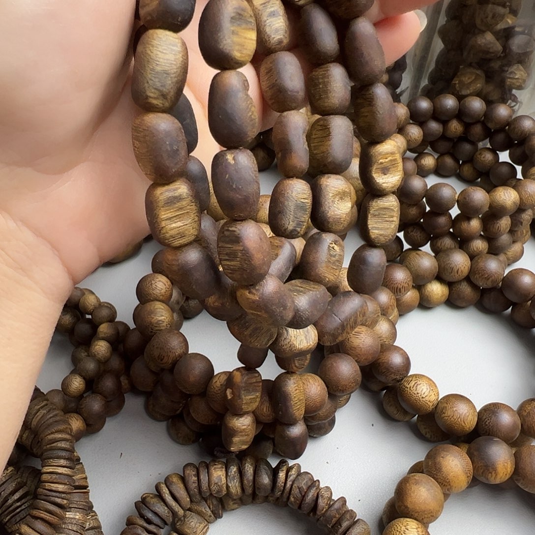 沉香沉香碎屑奇楠板头高油脂老料留疤多圈47.4克