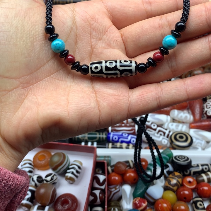 玛瑙/玉髓未镶嵌吊坠(赠链)