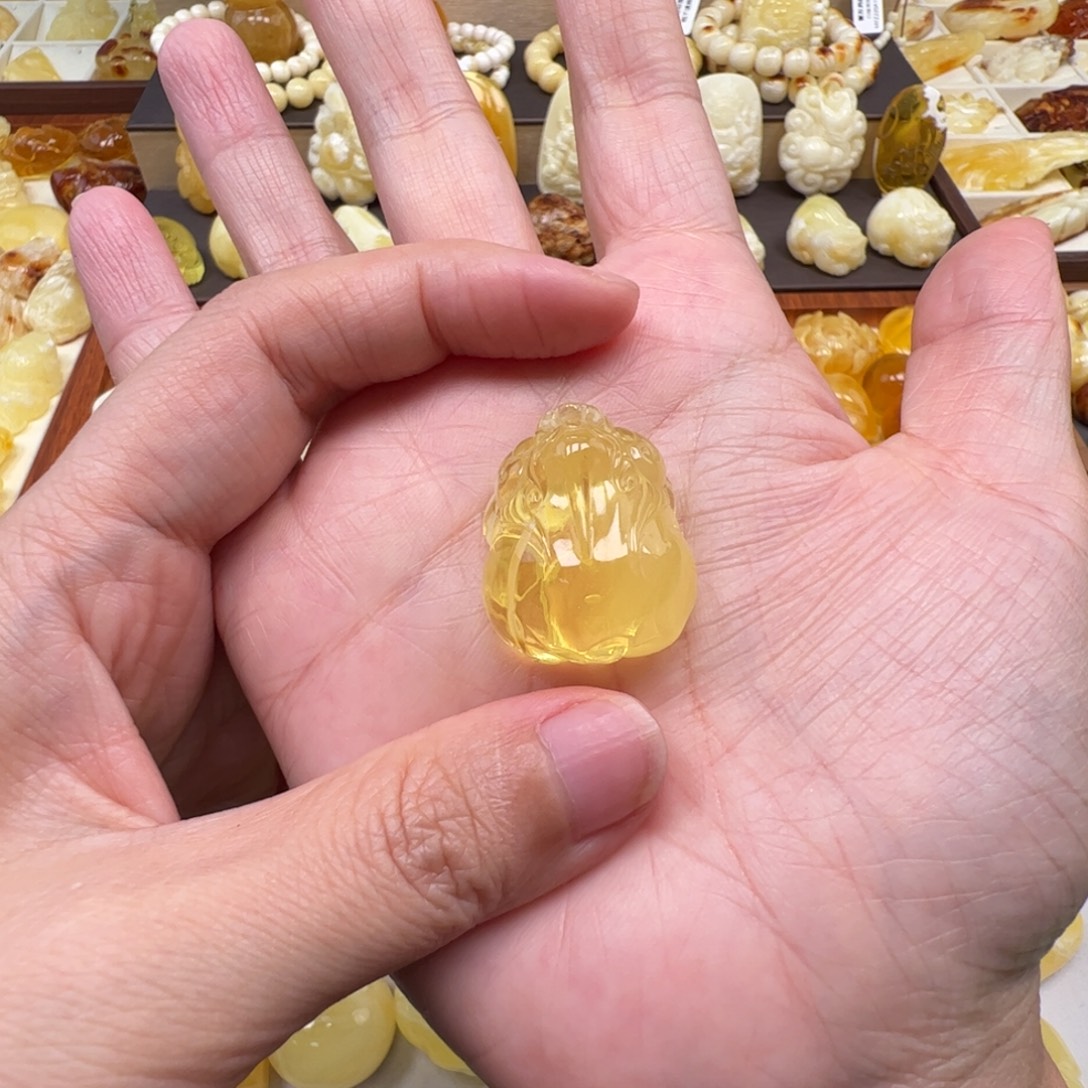 琥珀未镶嵌裸石蜜蜡