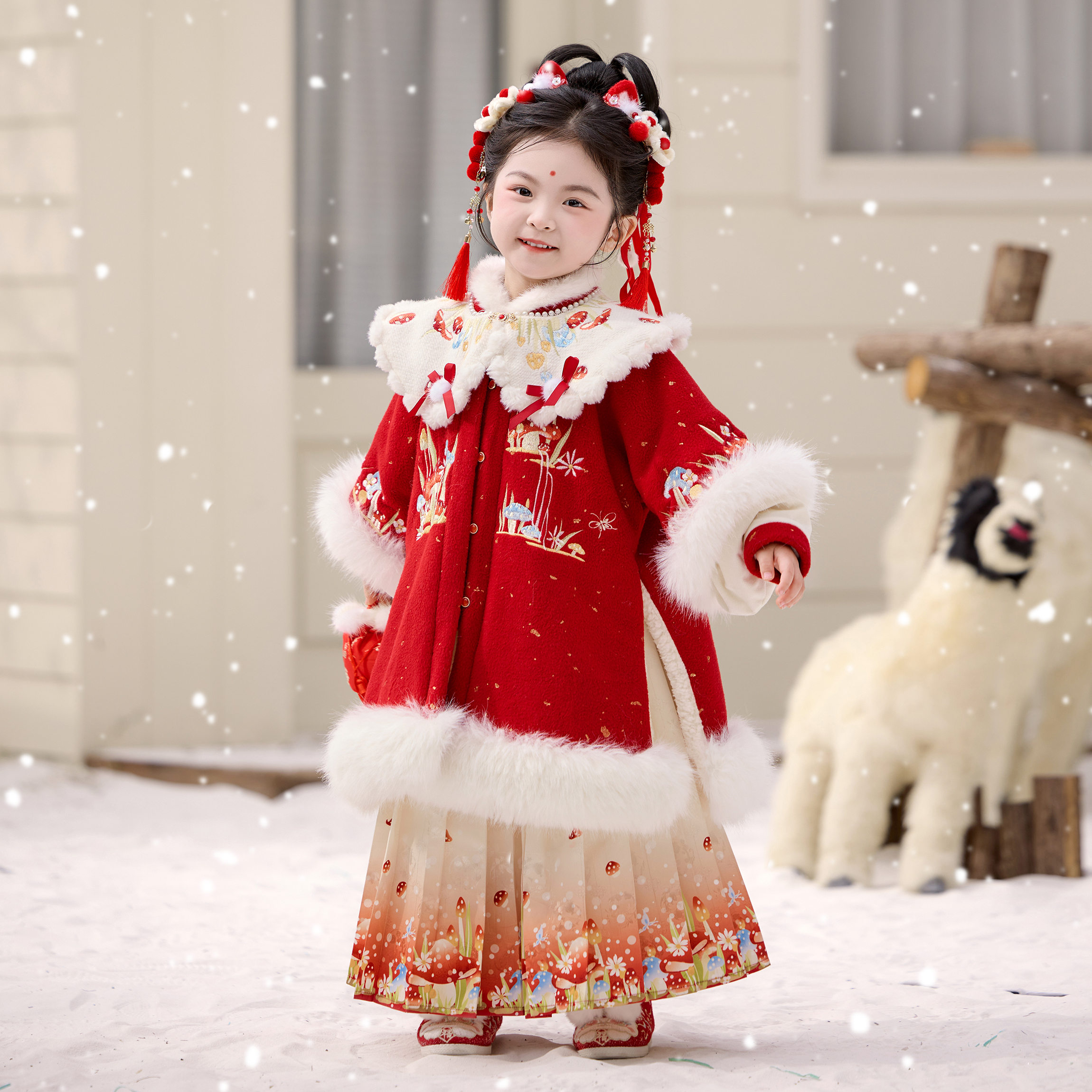 童锣湾儿童加绒明制汉服红白加绒加厚套装女宝春节拜年服【采蘑菇】