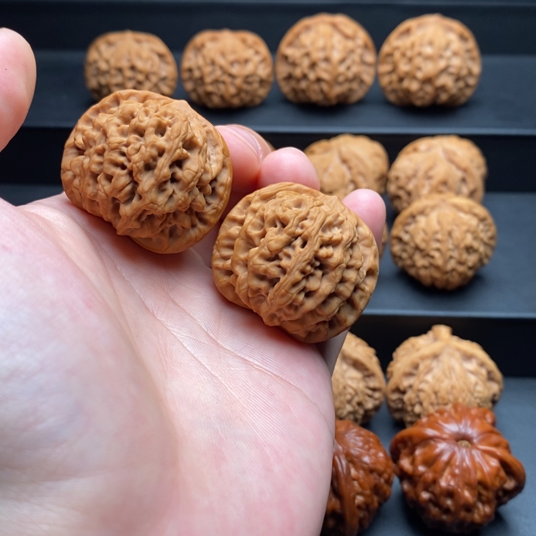 文玩核桃吊坠坤*秦闷