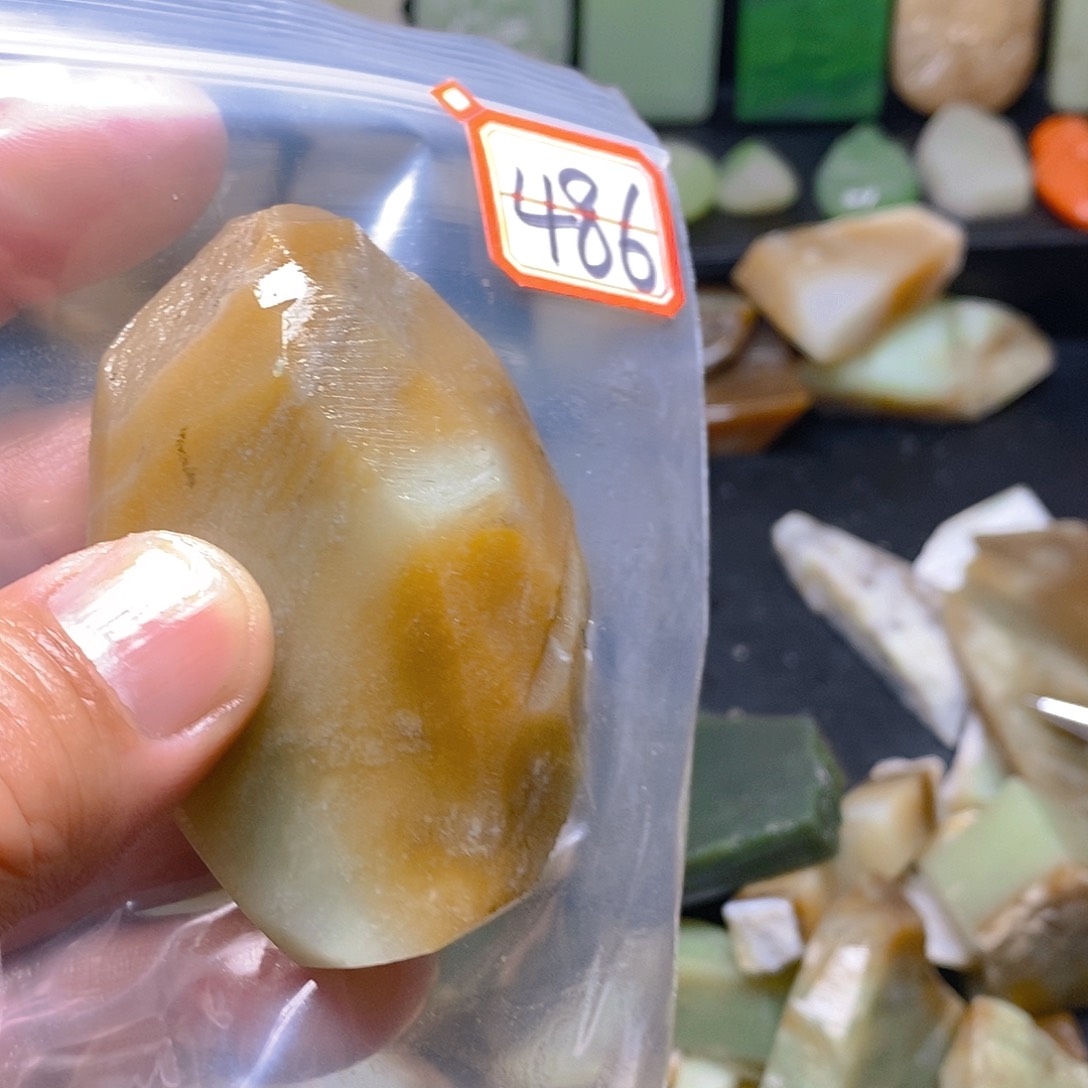 未镶嵌和田玉（糖玉）珠宝半成品臭*美