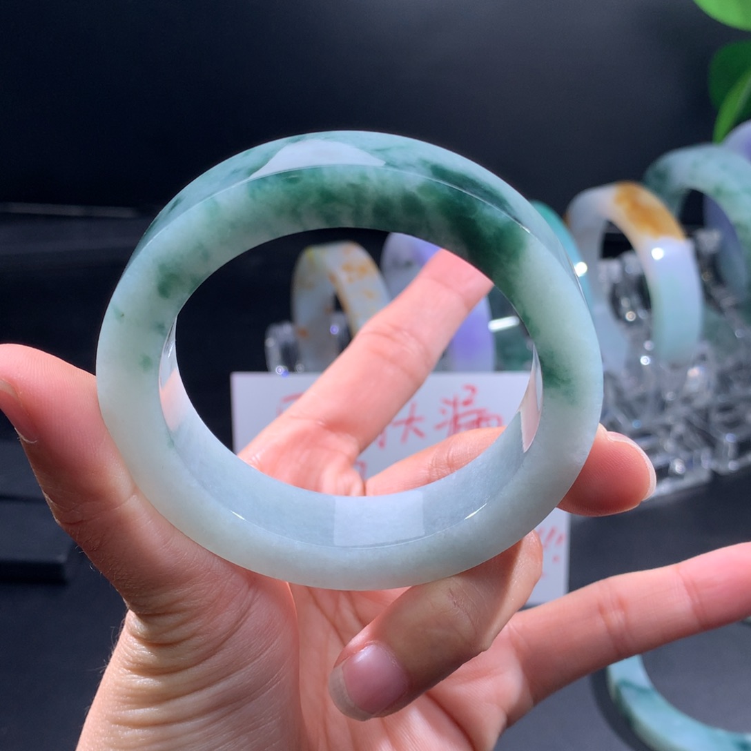 定制翡翠手镯未镶嵌