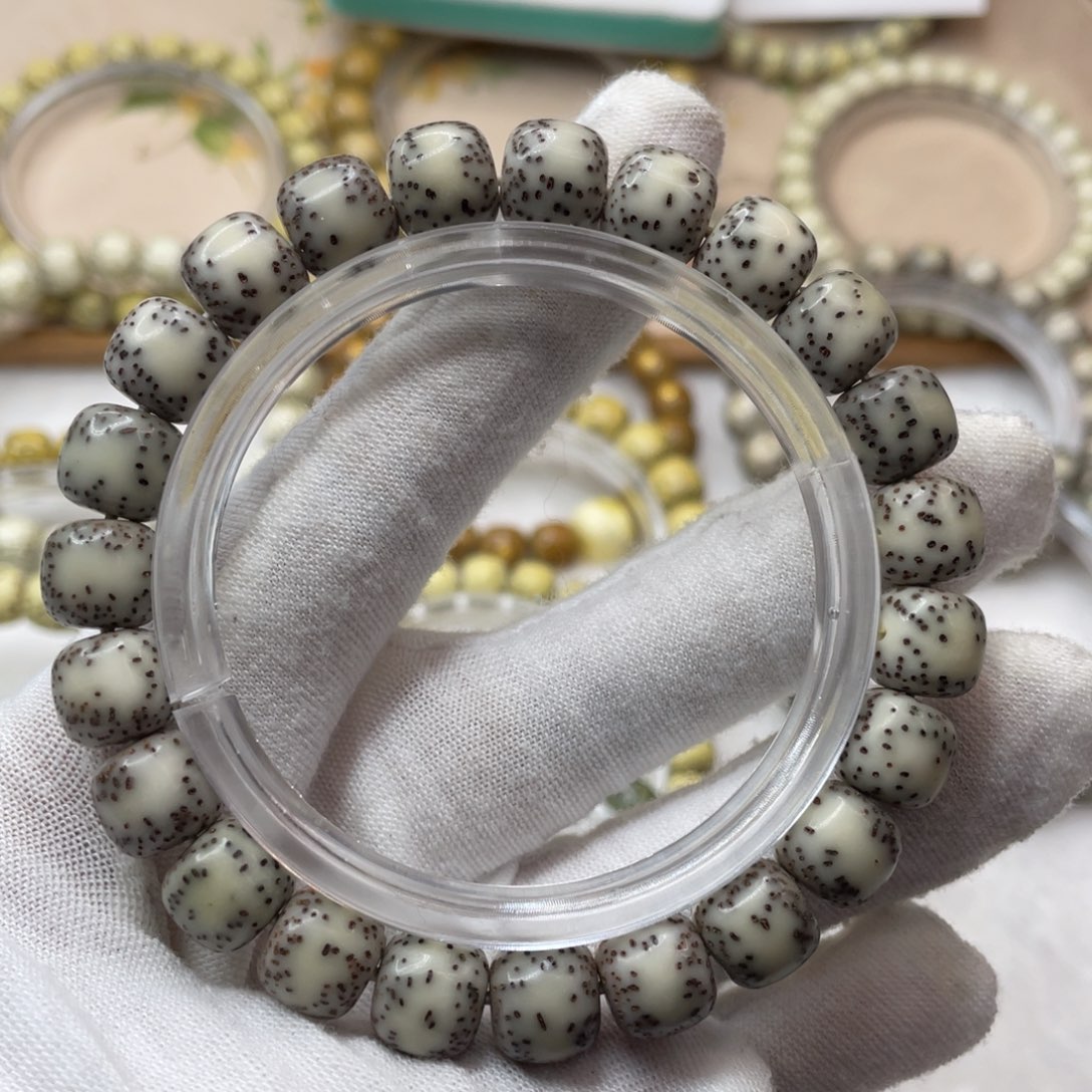 星月菩提手串10/9石玉