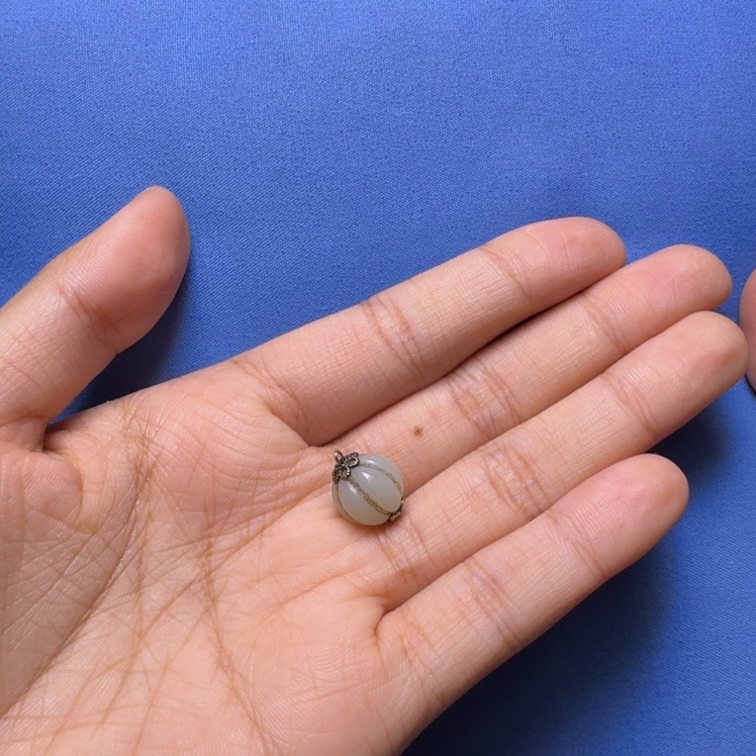 坦***荡和田玉（糖玉）未镶嵌挂件