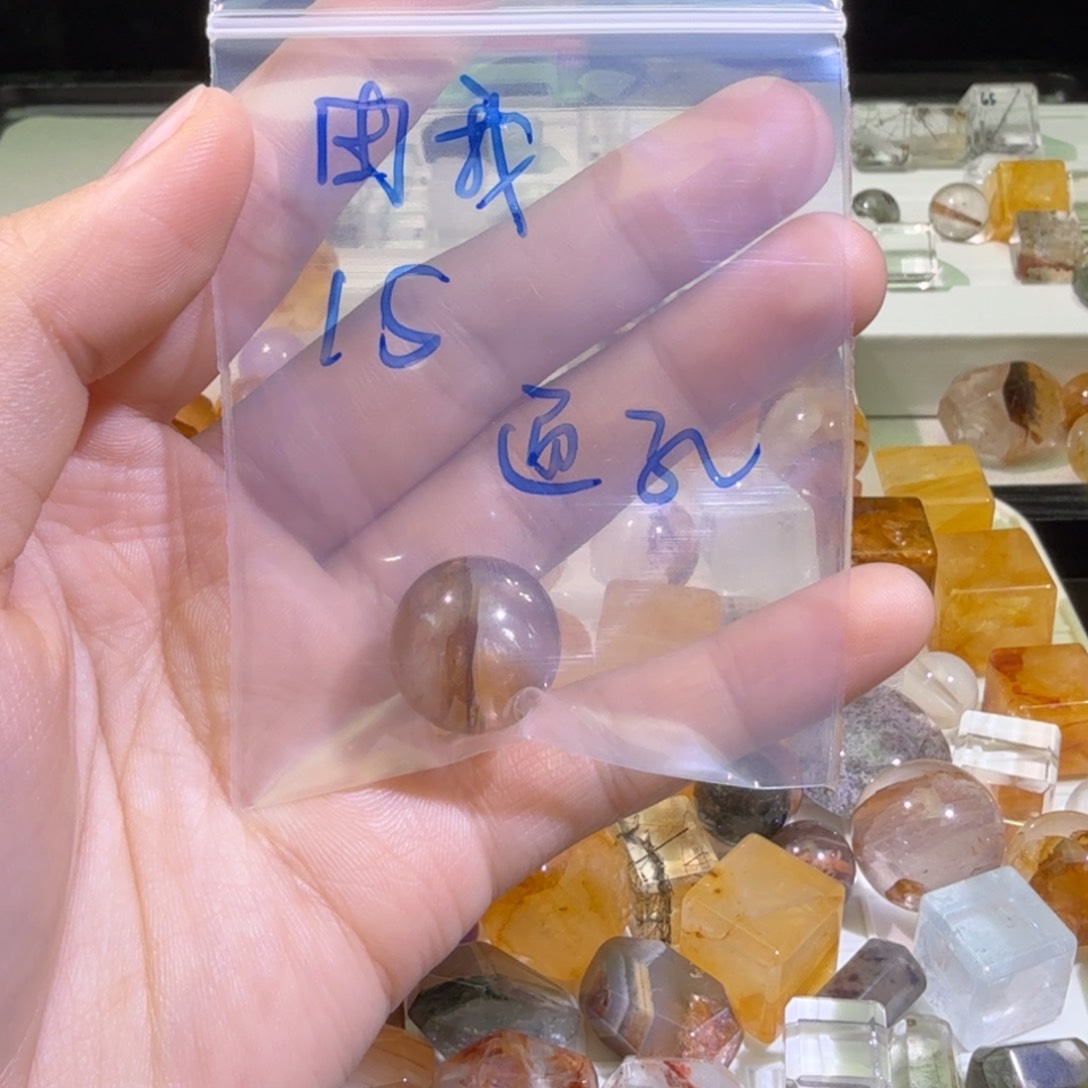 未镶嵌手串水晶由****，胶花