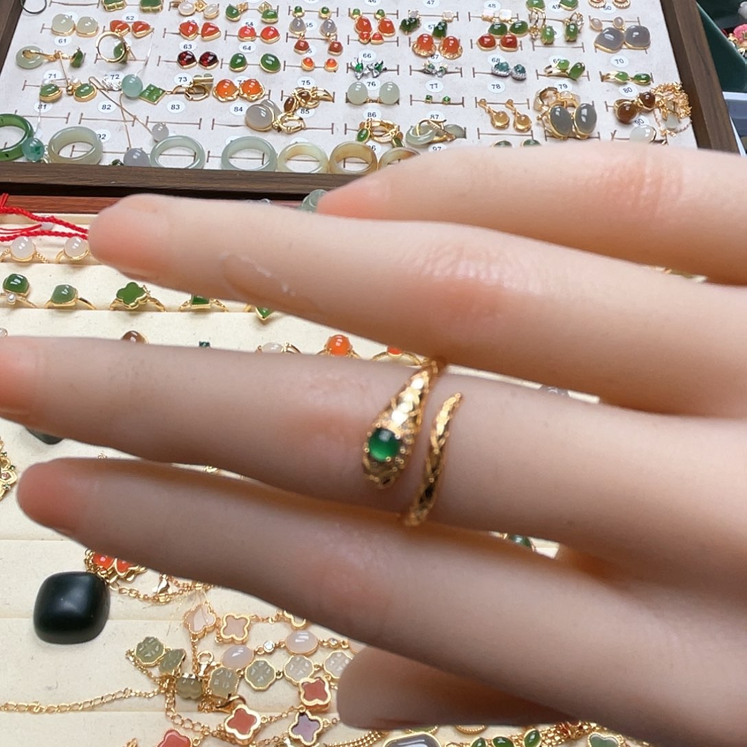 和田玉戒指银S925镶嵌