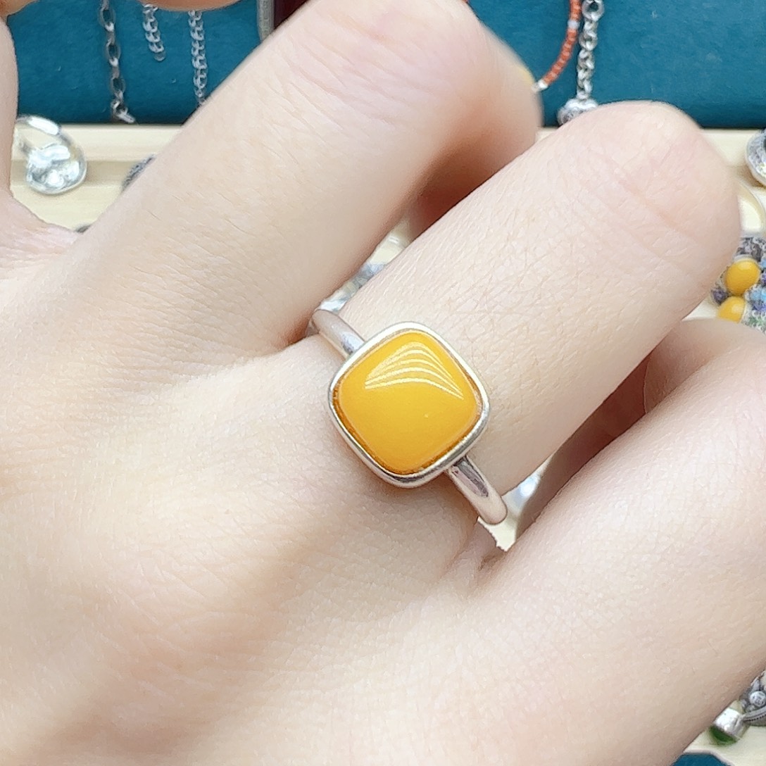 蜜蜡戒指银S925镶嵌天然