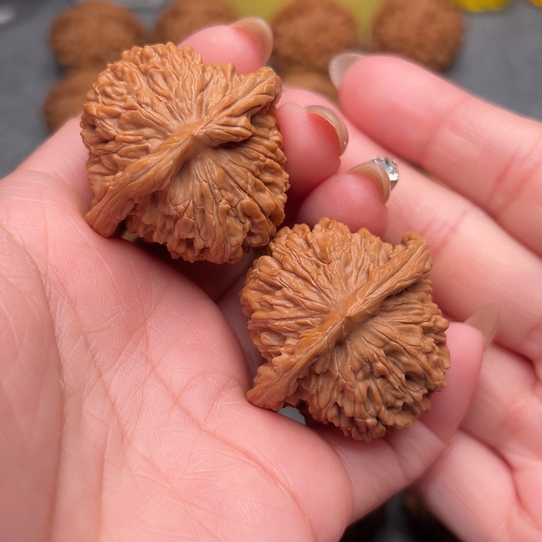 把件文玩核桃精品特价四座楼42