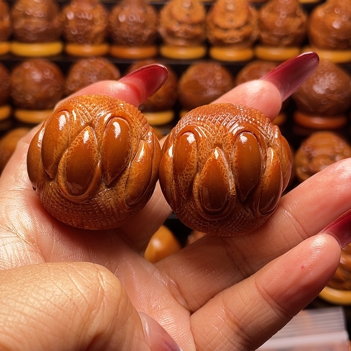 小***咯把件橄榄核橄榄雕刻