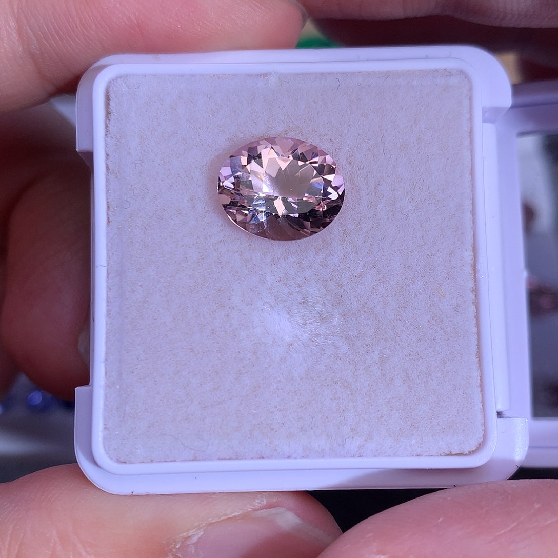 绿柱石（摩根石）裸石未镶嵌3.37ct