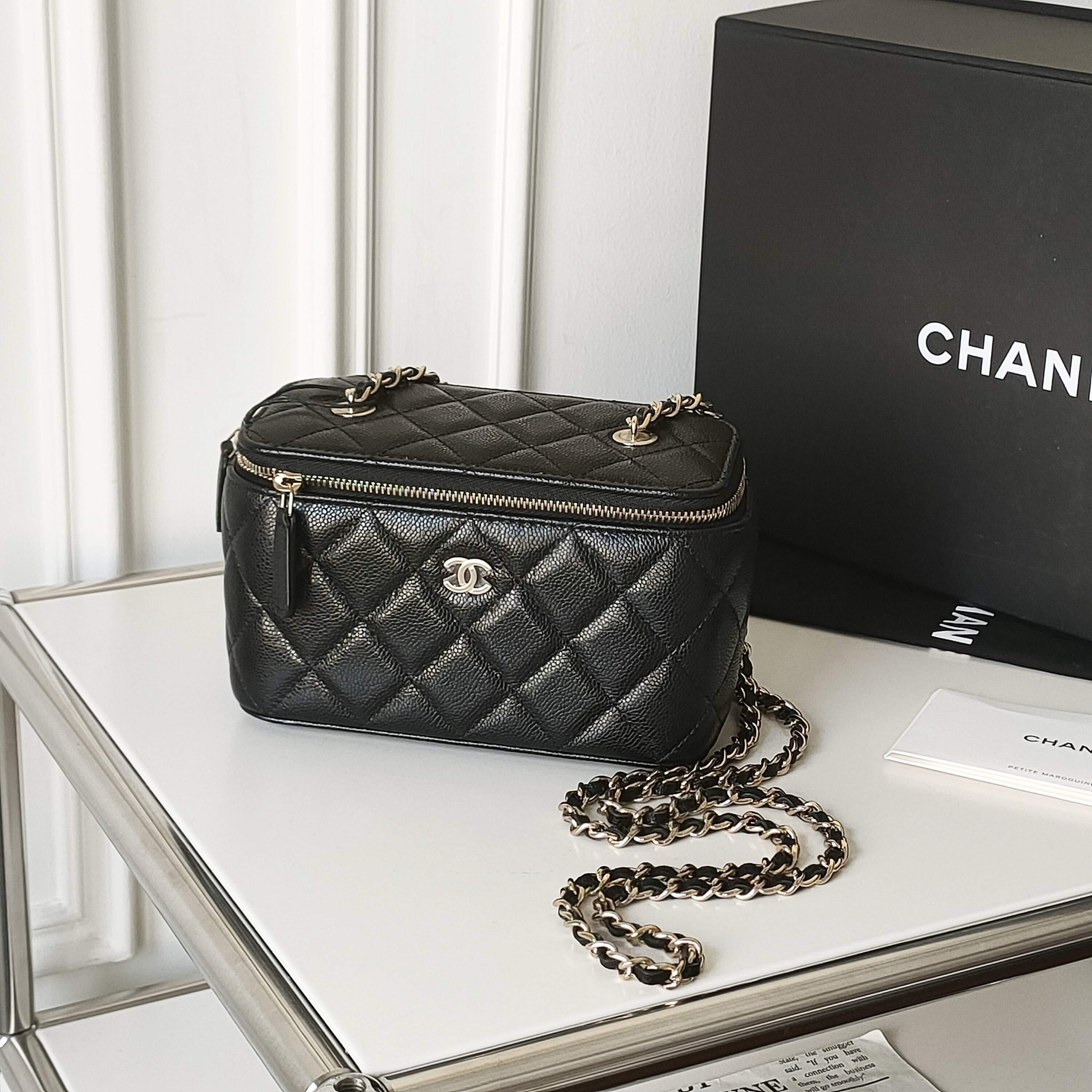 99新 Chanel/香奈儿 Azul-24S黑金荔枝牛皮化妆长盒斜挎包 41721 