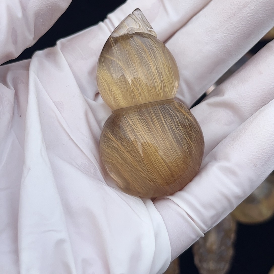 水晶颈饰未镶嵌大****酱水晶