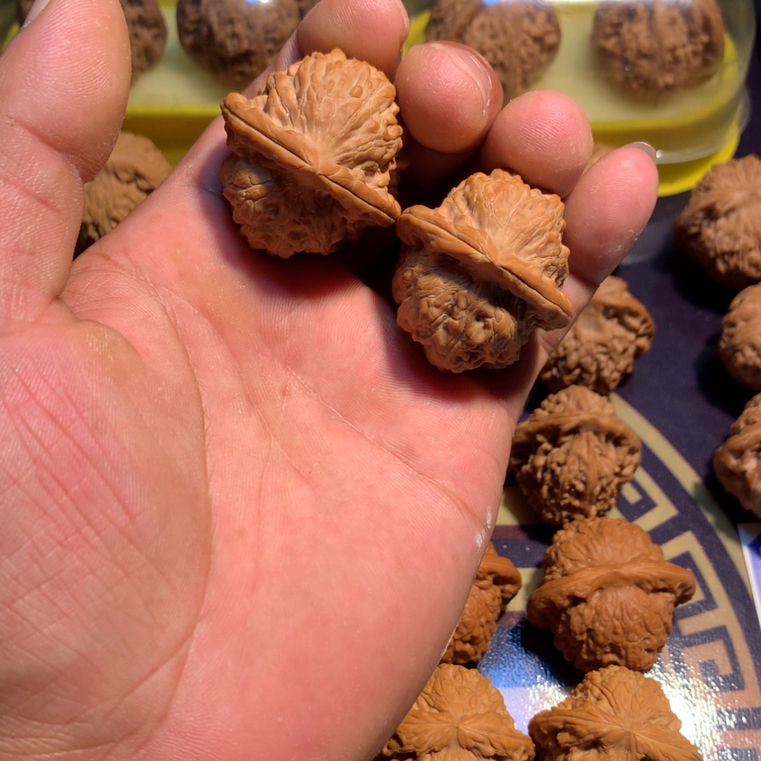 吊坠文玩核桃赤龙36