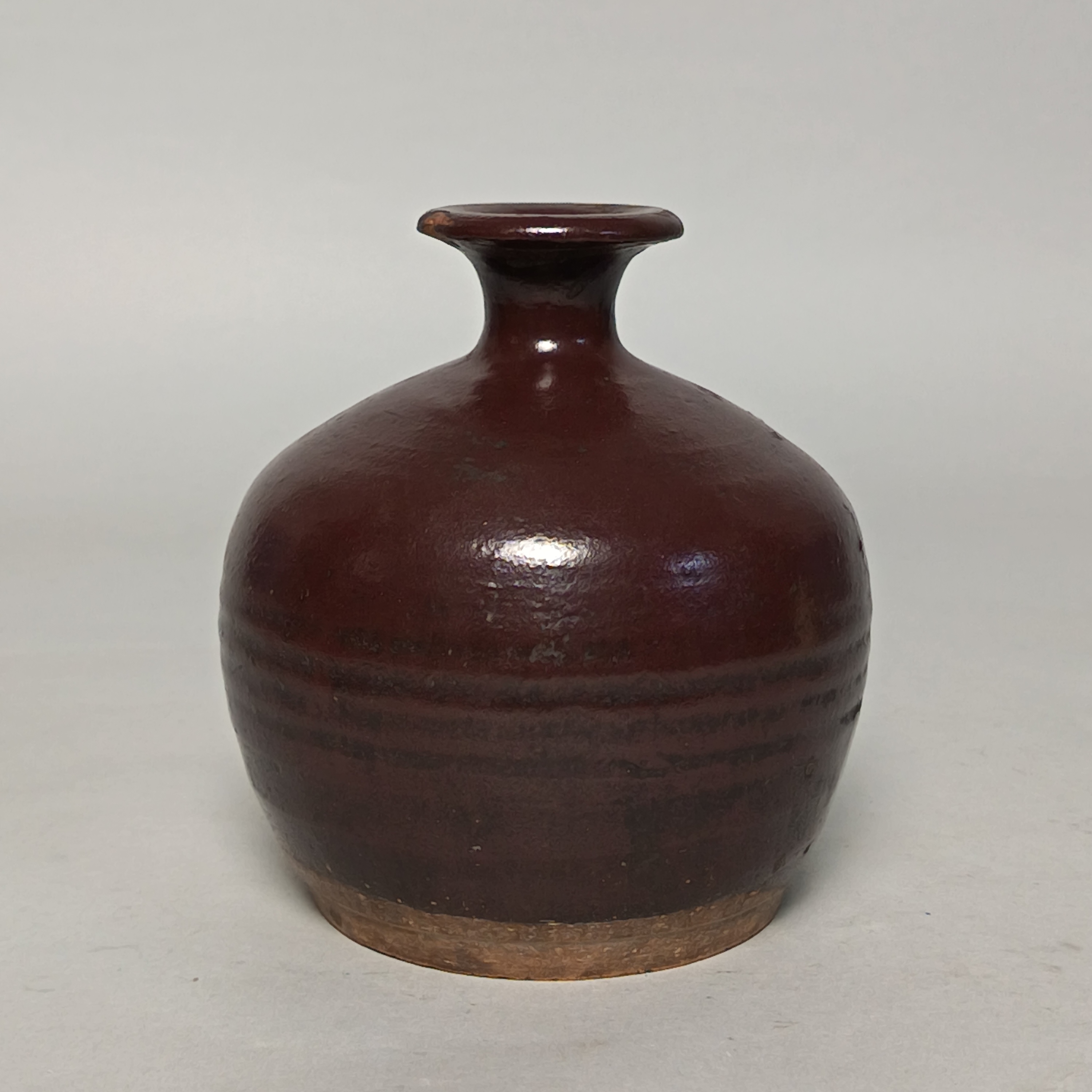 【010021238】明代 紫釉嘟噜瓶