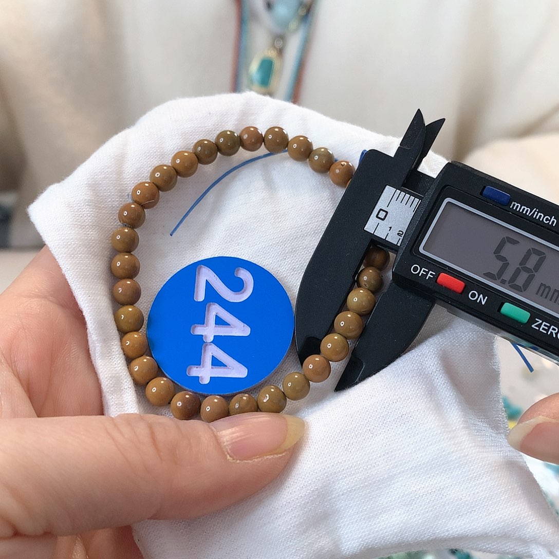 南红玛瑙珠宝奇石未镶嵌