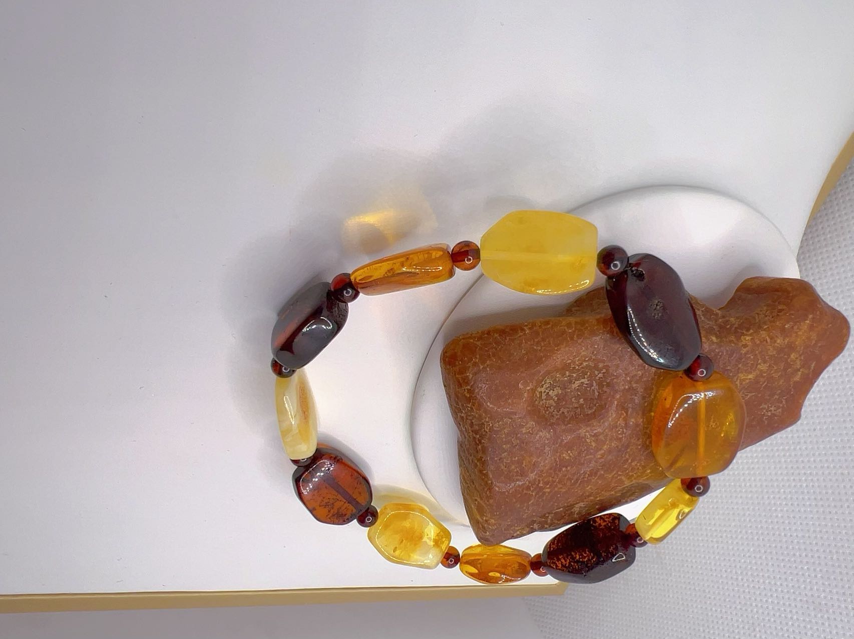 【包邮】天然琥珀项链女士挂件时尚款长链KAHRIWA bilayzuk琥珀11