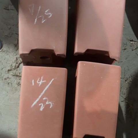 紫砂花盆    110-4。        