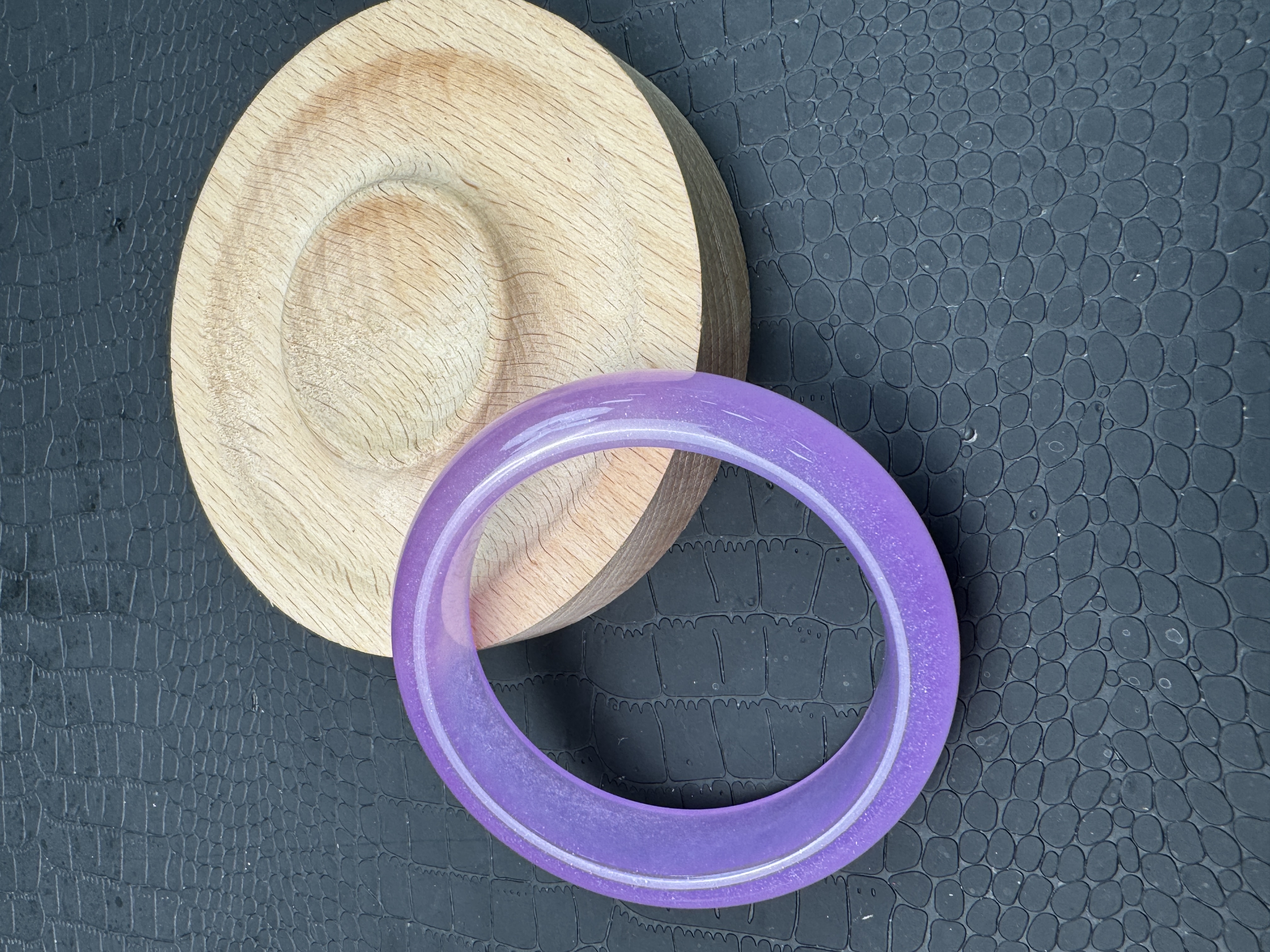 G24冰紫罗兰宽版手镯时尚百搭女款