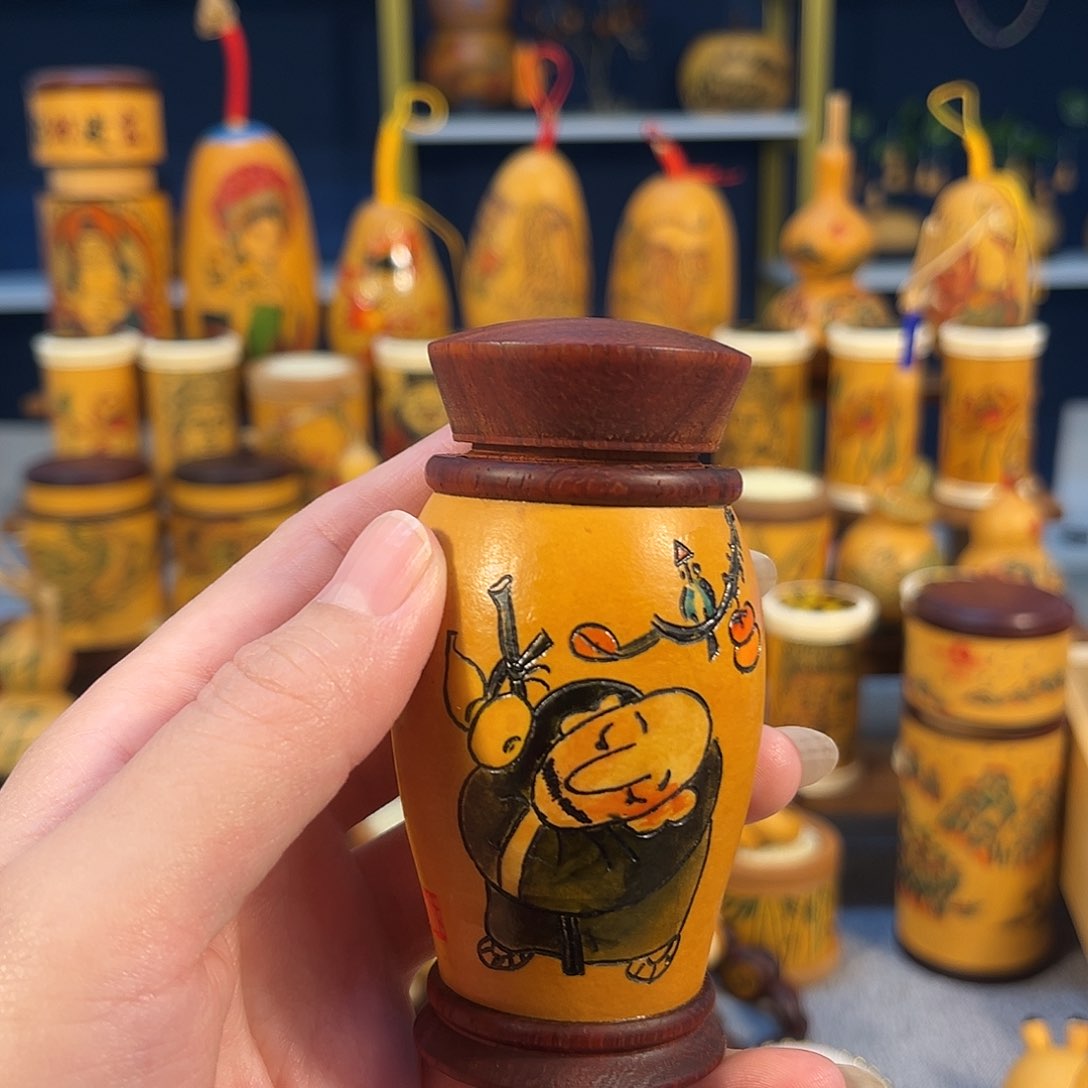 大叶紫檀（黑酸枝木类）