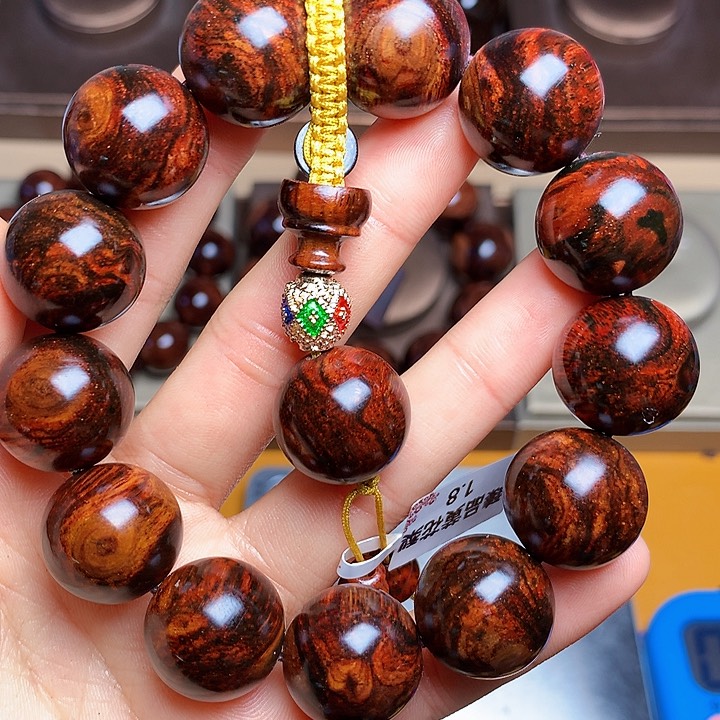 花梨木类手串/手链老挝花梨风化料土埋料1.8