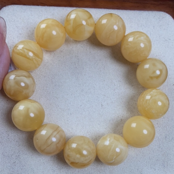 18+俄料黄白浓腊妖花43.4克琥珀蜜蜡