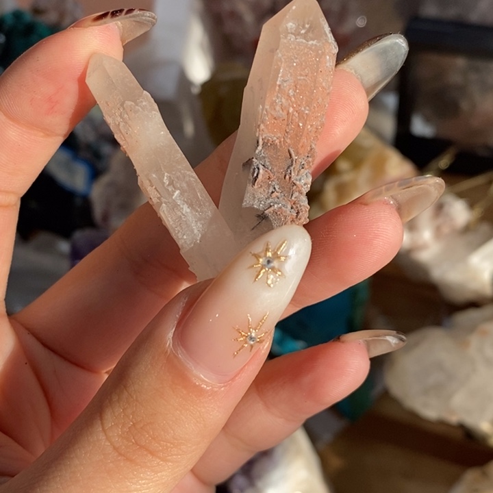 石材大V内蒙粉闪柱子