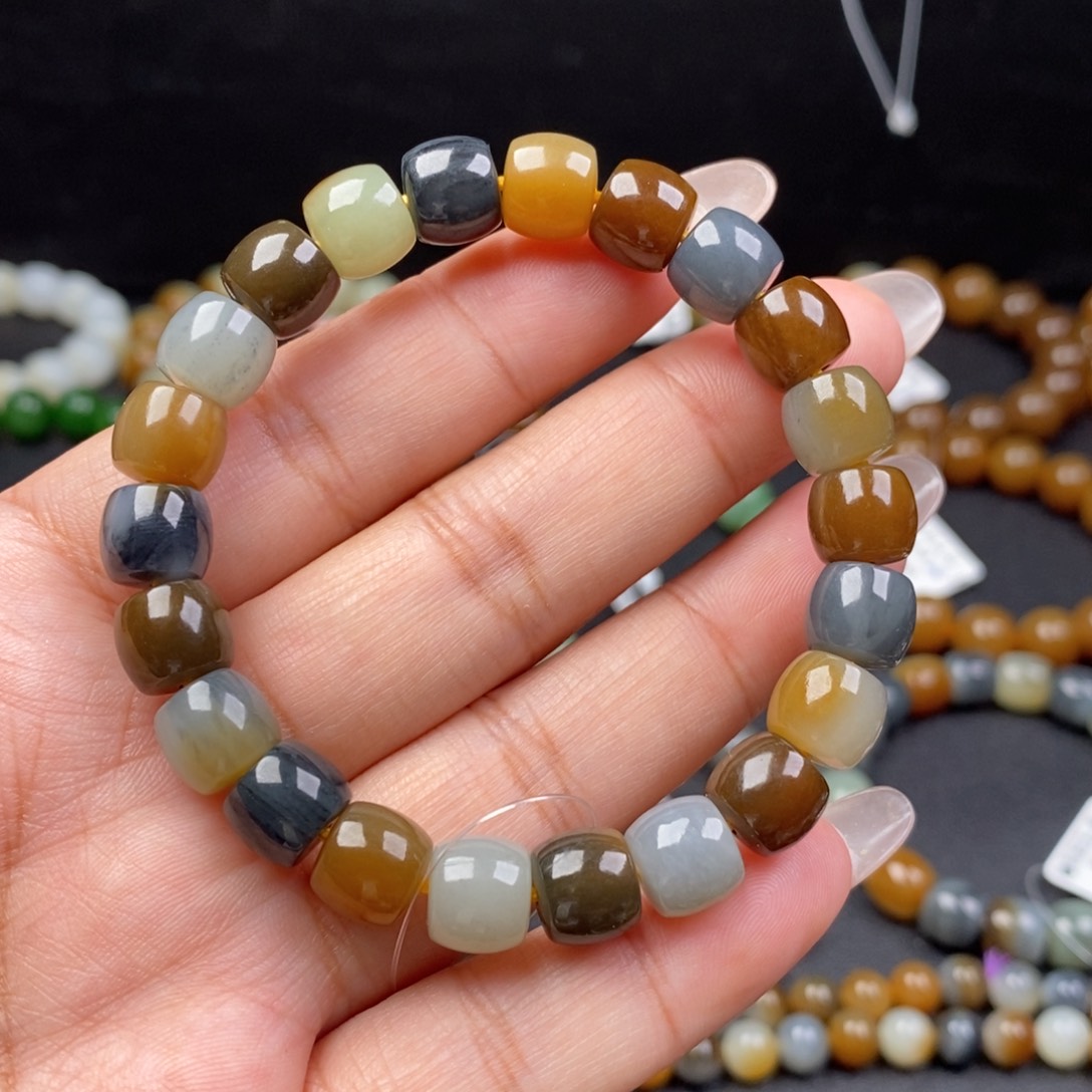 和田玉手串未镶嵌卡9