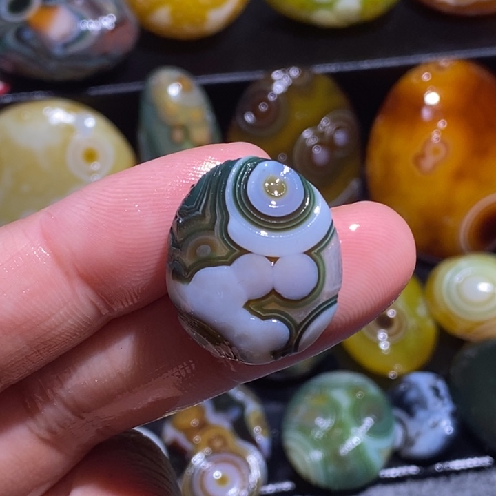 玛瑙/玉髓珠宝奇石未镶嵌