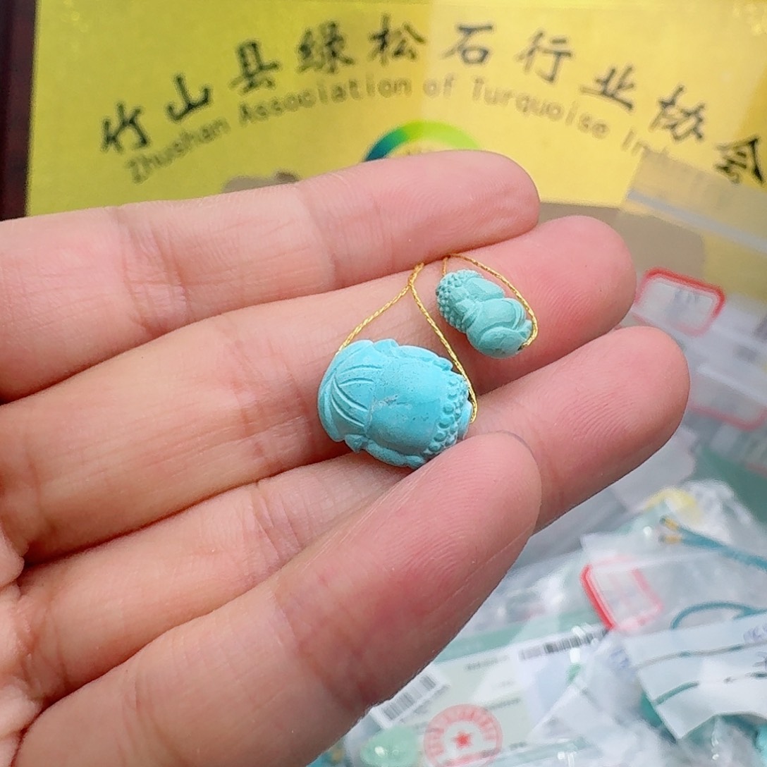 未镶嵌绿松石珠宝奇石