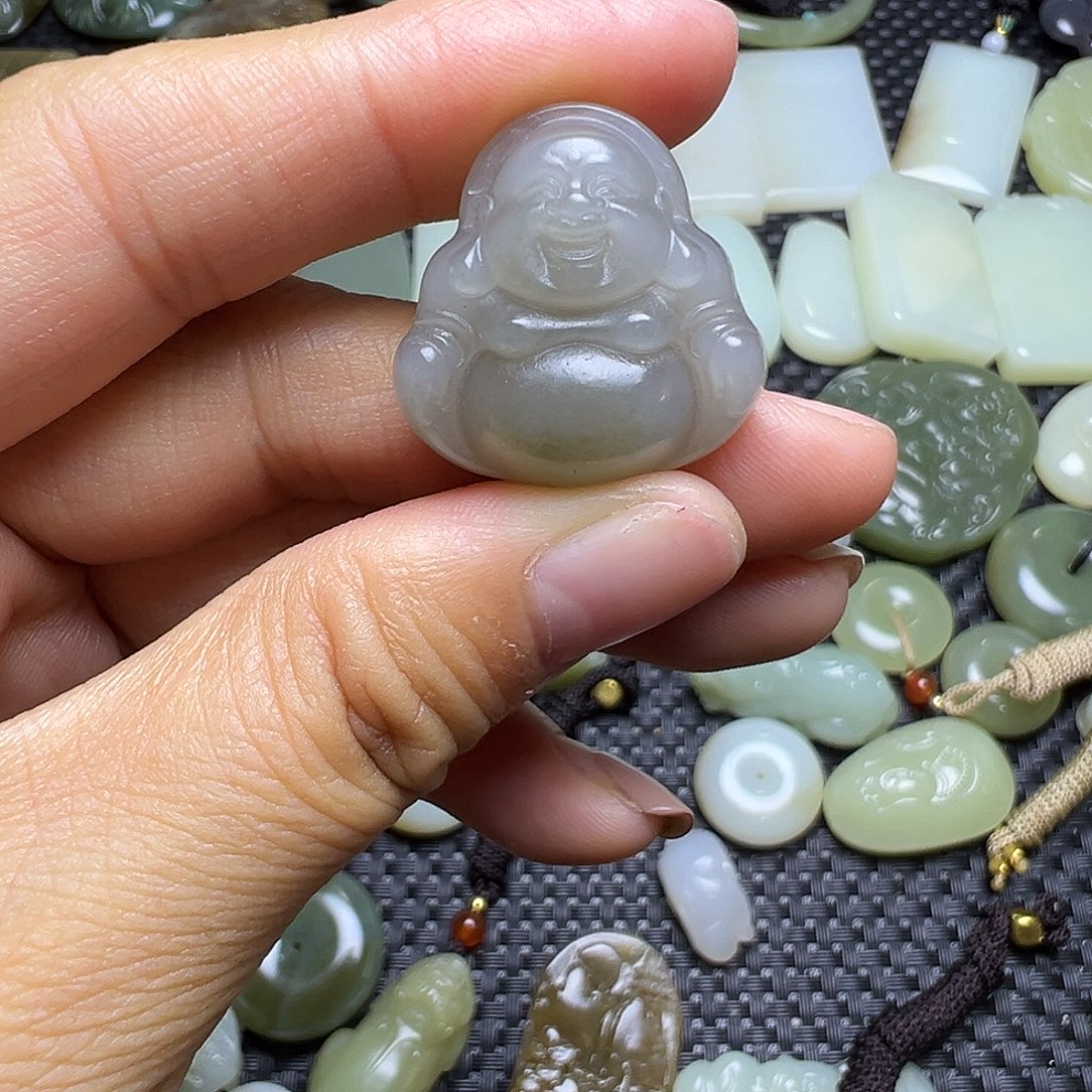 和田玉未镶嵌吊坠(不含链)卡24.9