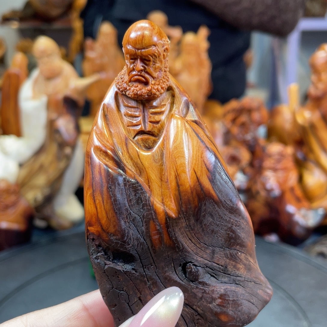 柏木（崖柏）。。。。。。。