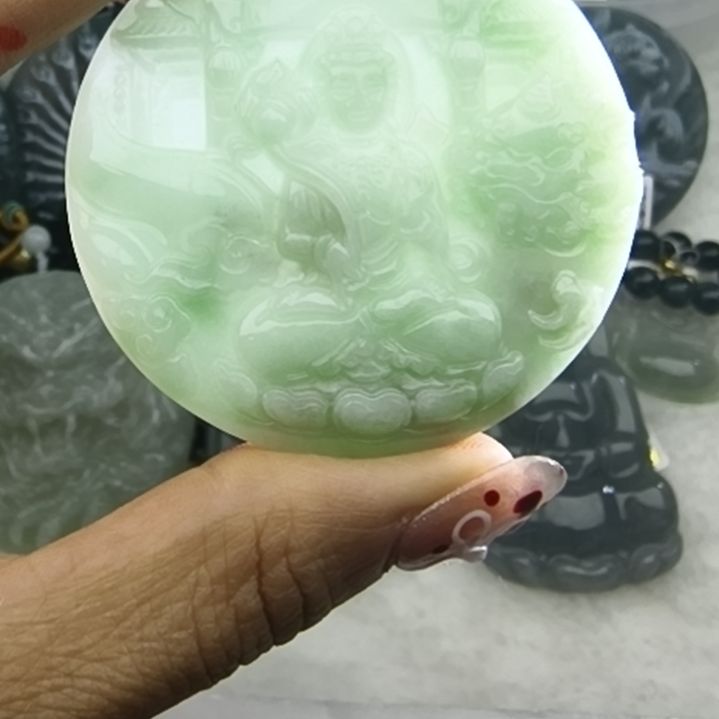 翡翠吊坠(不含链)未镶嵌