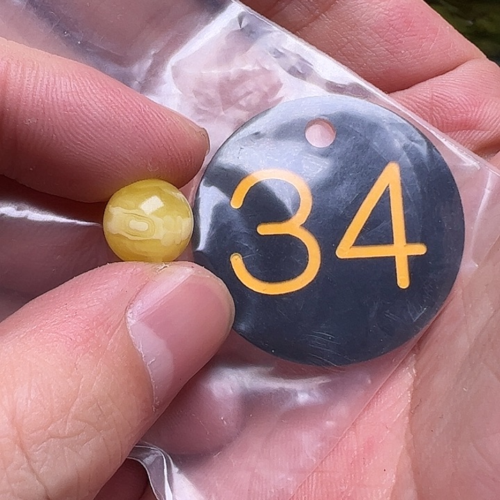 蜜蜡未镶嵌珠宝奇石11mm微花粉