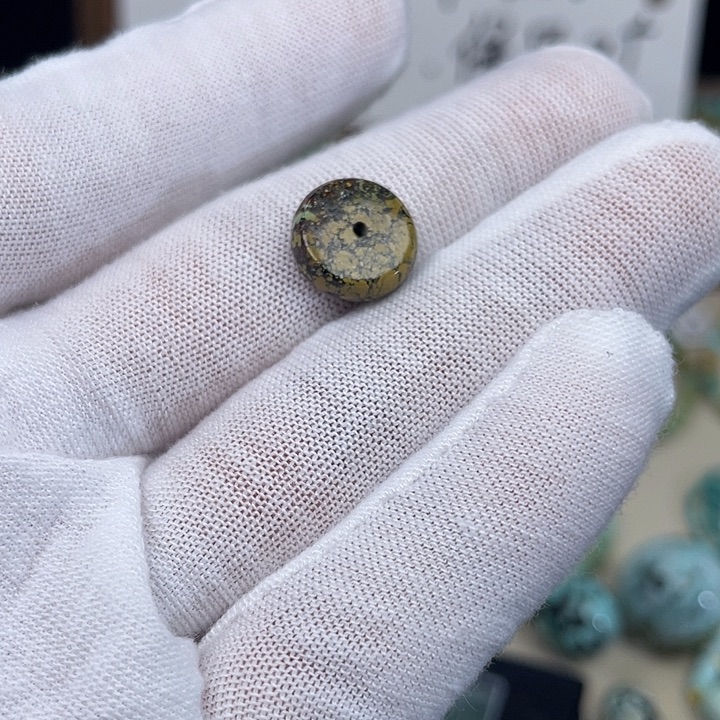 南红玛瑙未镶嵌珠宝奇石