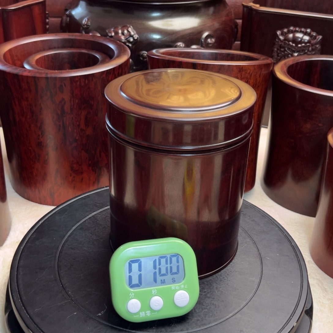 檀香木小叶紫檀茶叶罐