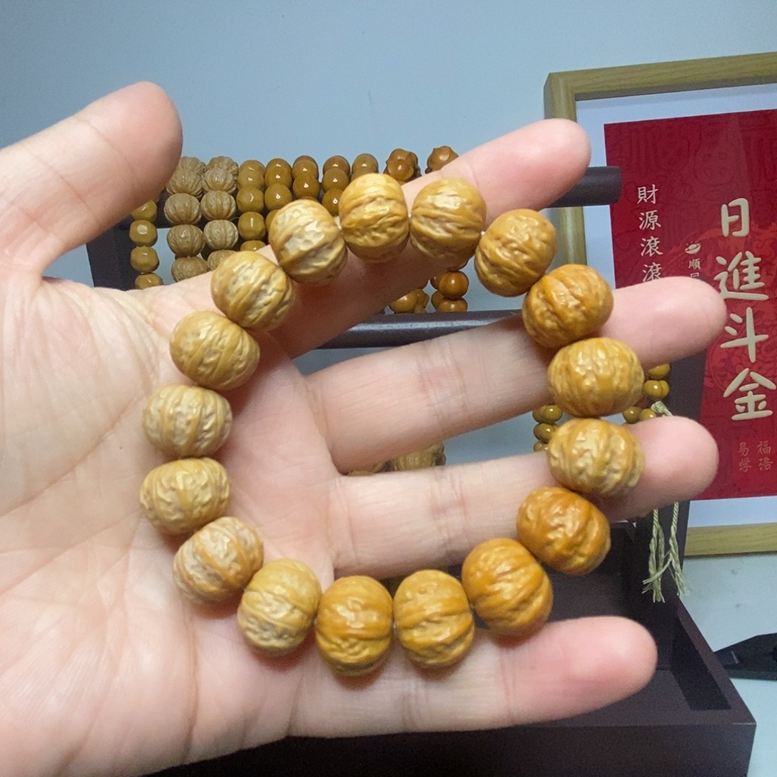 吊坠猴头核桃手串