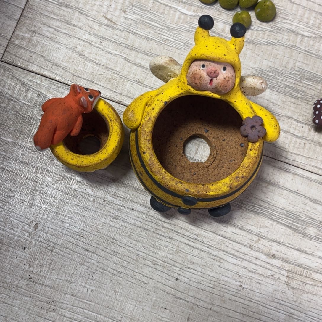 ****萌泥塑古镇炻陶花盆