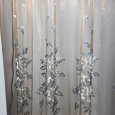 深咖色纱帘8米面料打孔