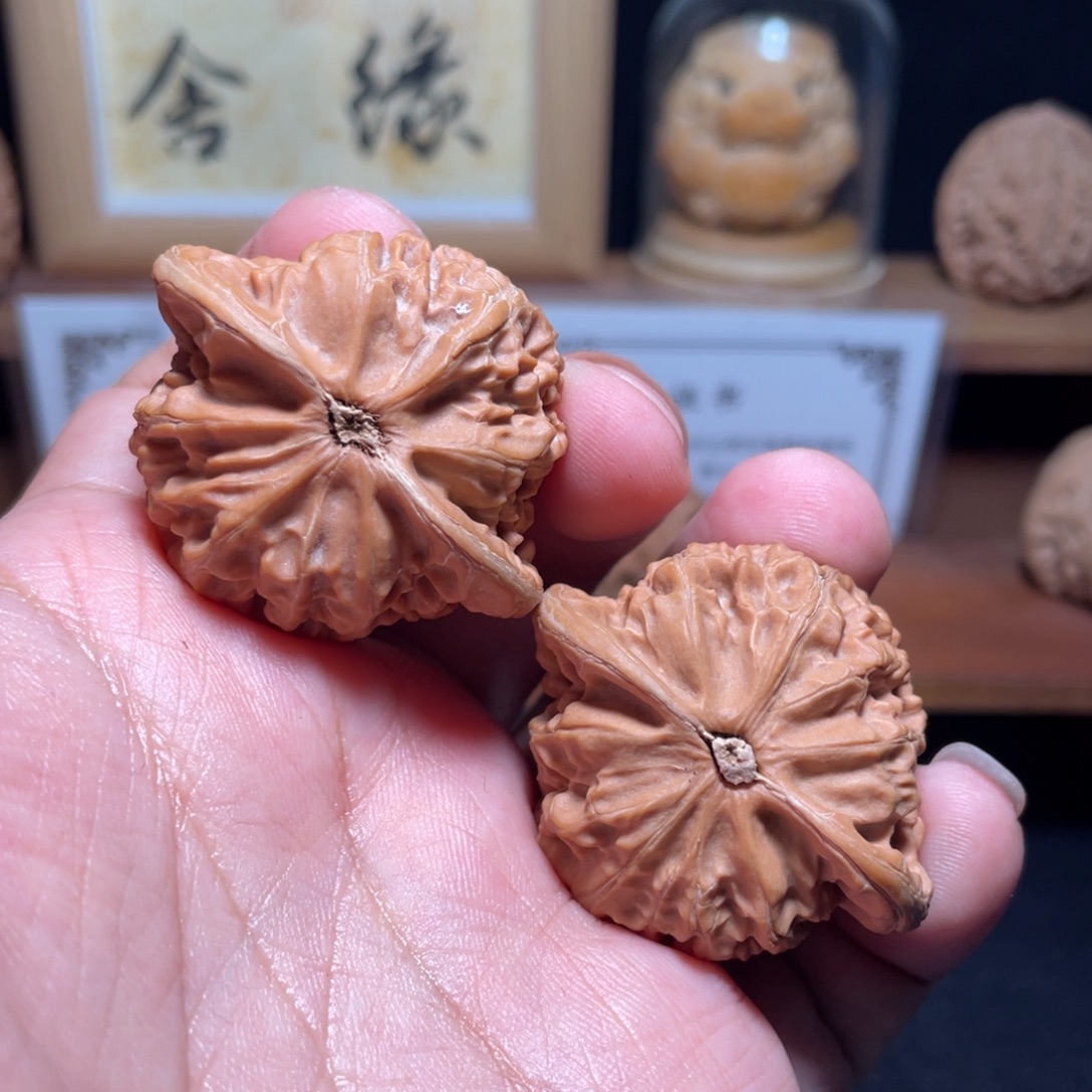 ****森把件文玩核桃汉高山·宫灯42尺