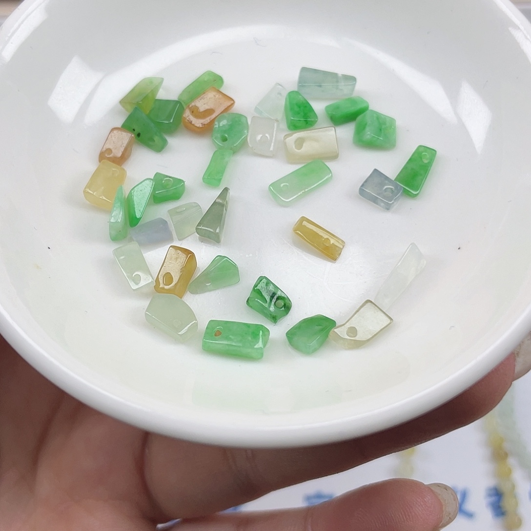 翡翠散珠翡翠碎石35颗