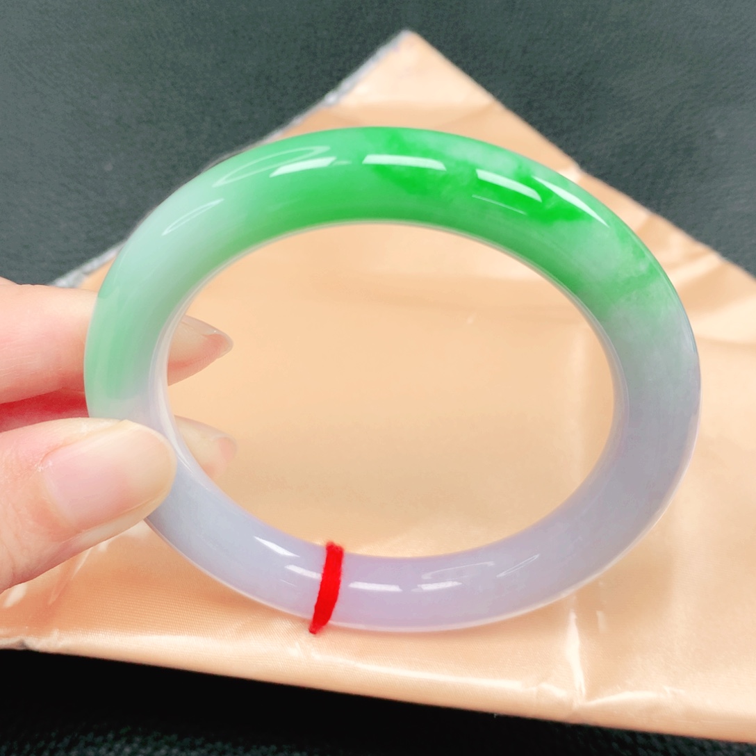 翡翠未镶嵌手镯55圈