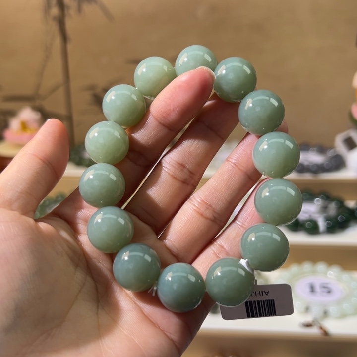 和田玉未镶嵌手串