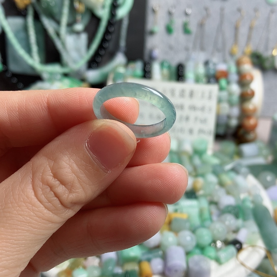 翡翠颈饰未镶嵌卡17.7