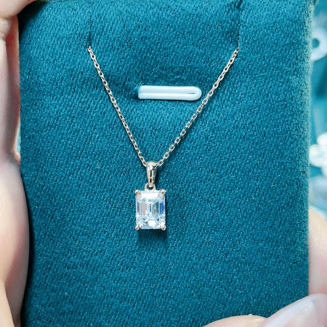 合成钻石18K金镶嵌1ct套链