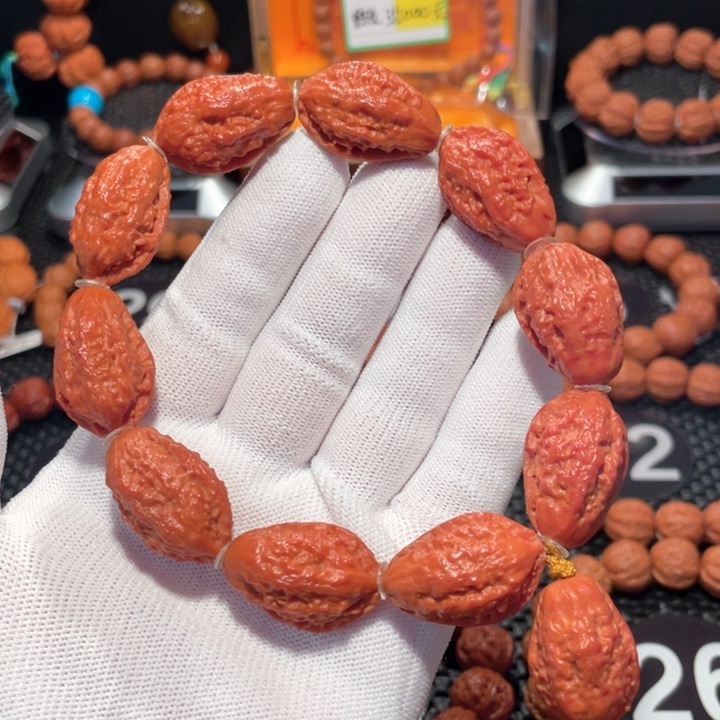 手持绣花鞋1.8尺寸全品