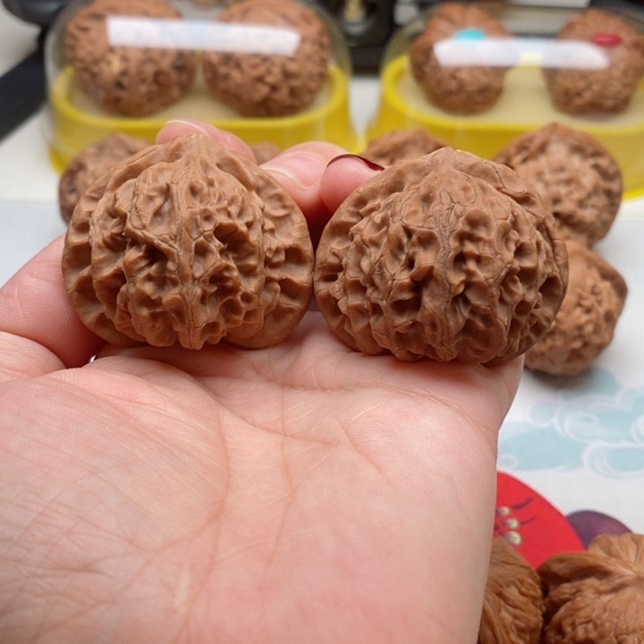 文玩核桃吊坠43宫灯