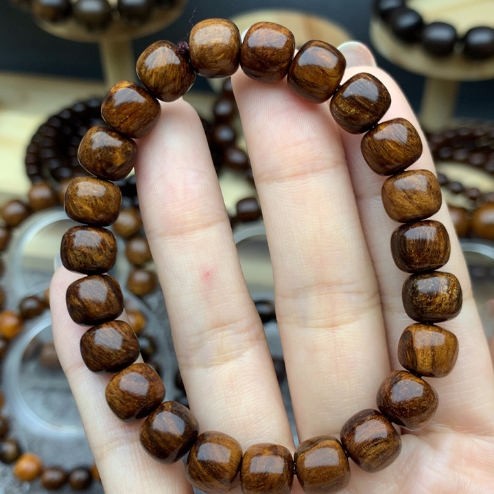 贡木S****L巴布亚8/9单圈瘤疤