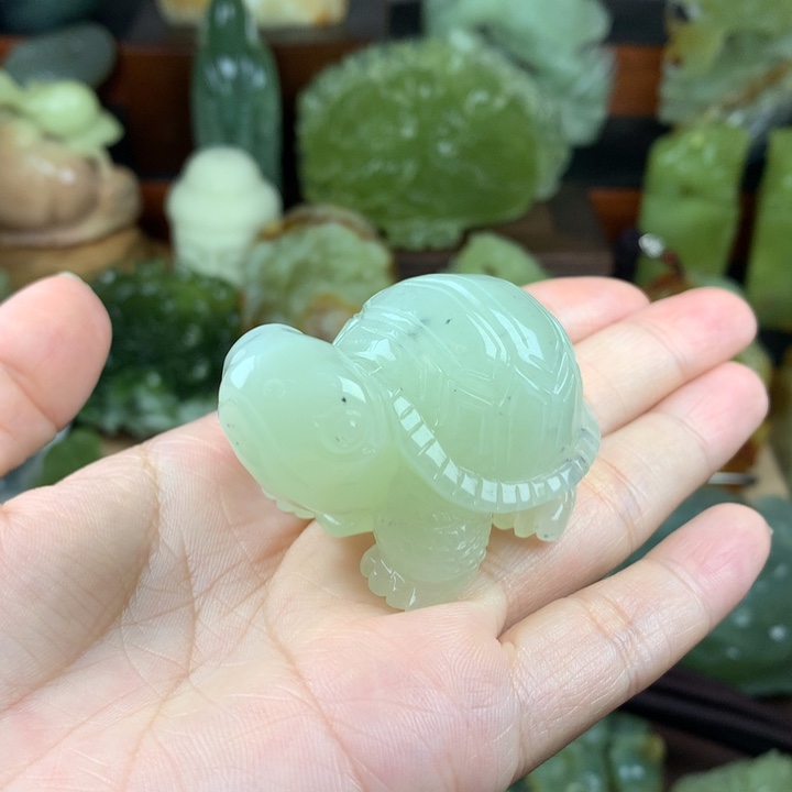 未镶嵌岫玉手把件